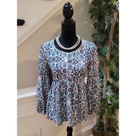 Max Studio Blouse Women's Small Blue White Boho Print Long Sleeve Peasant Top - Picture 1 of 13